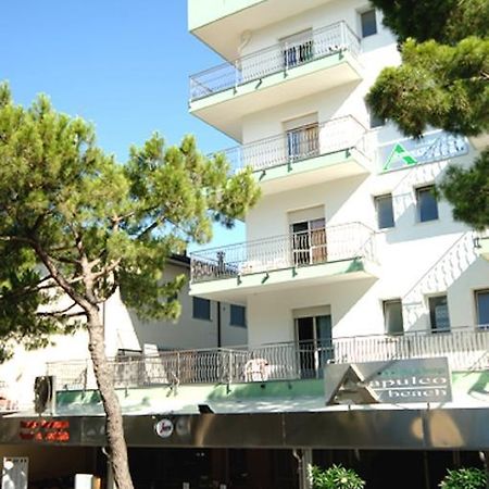 Acapulco Beach Lido di Jesolo Bagian luar foto