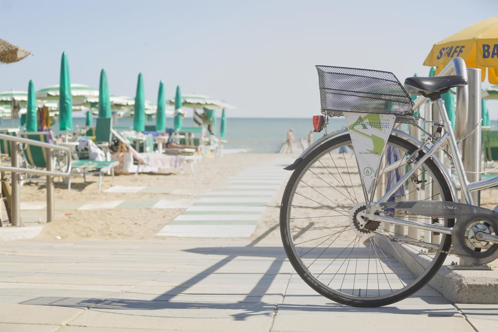 Acapulco Beach Lido di Jesolo Bagian luar foto