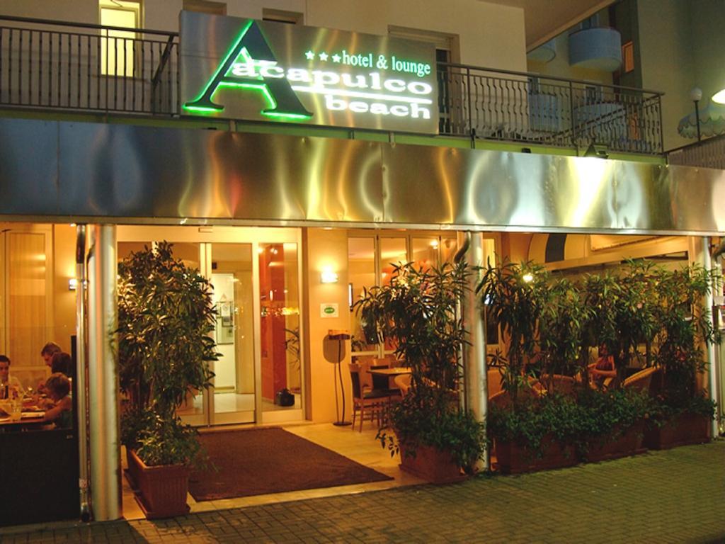Acapulco Beach Lido di Jesolo Bagian luar foto